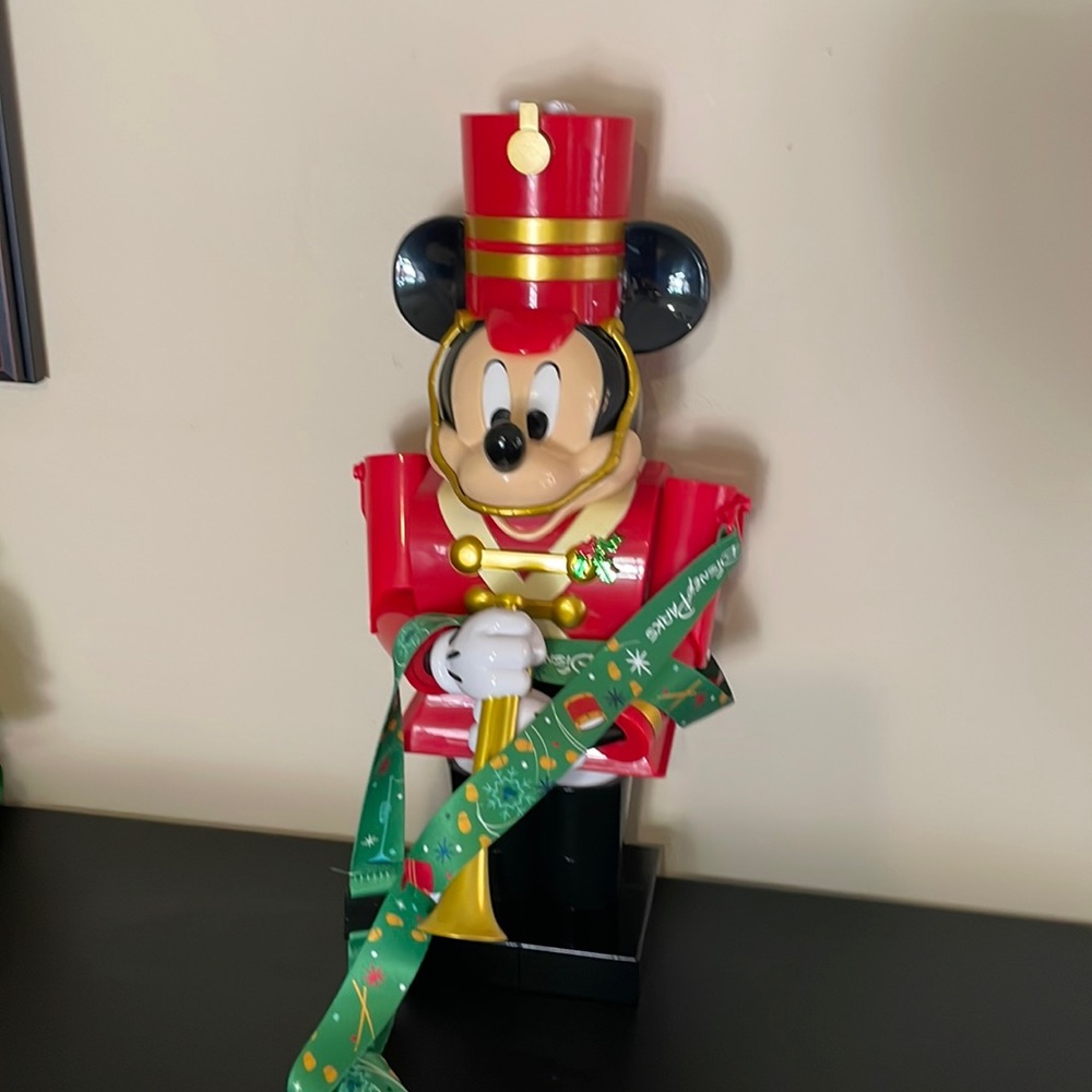Disney Park Disneyland Mickey Mouse Nut Cracker 2023 Popcorn bucket
